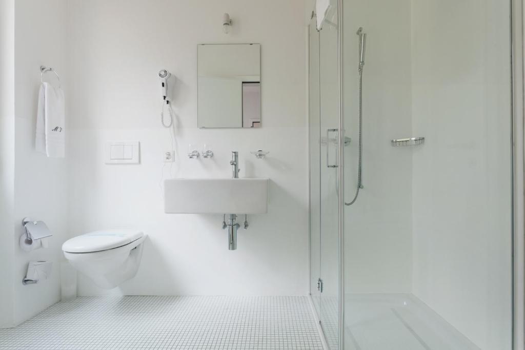 Un baño de Hotel Monte Verità