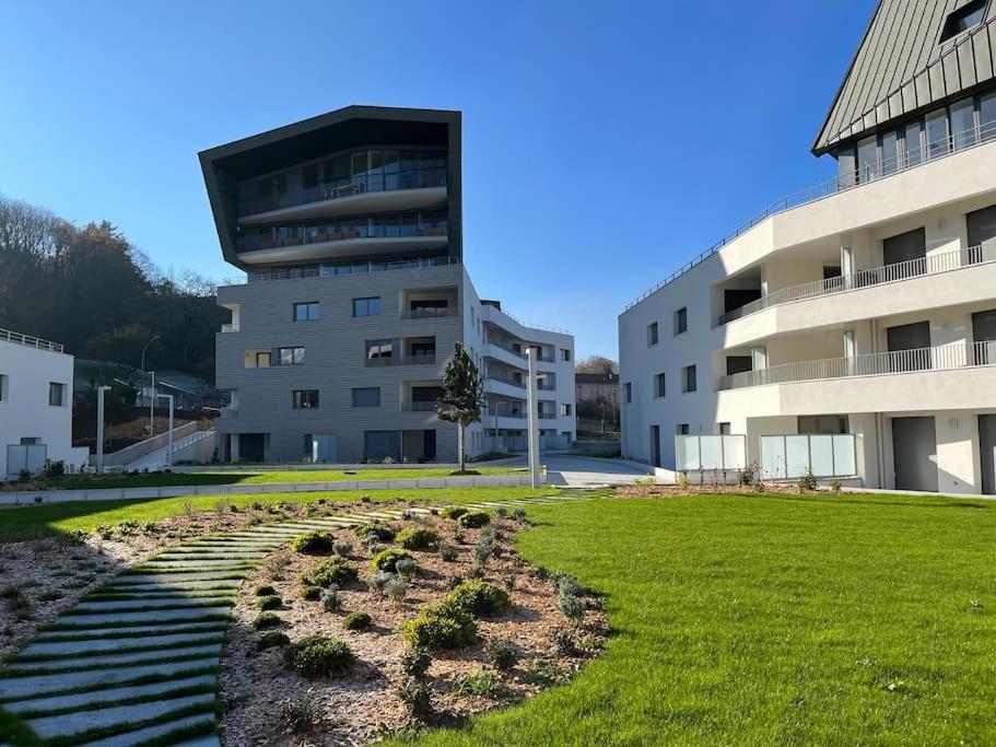 Fotografia z galérie ubytovania La Sonate Au Bord Du Lac et de la Vieille Ville v destinácii Annecy