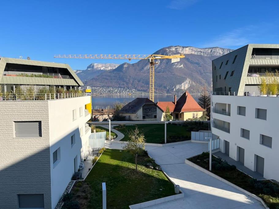Fotografia z galérie ubytovania La Sonate Au Bord Du Lac et de la Vieille Ville v destinácii Annecy