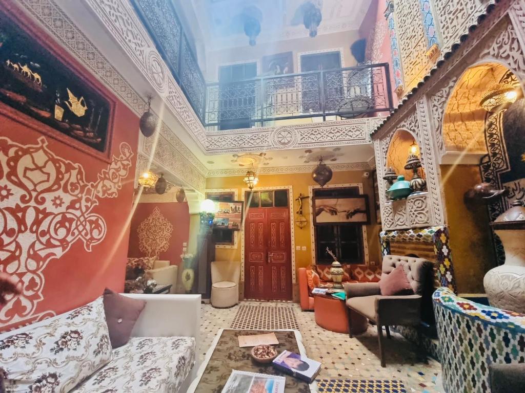 Posezení v ubytování Riad Jennah Rouge