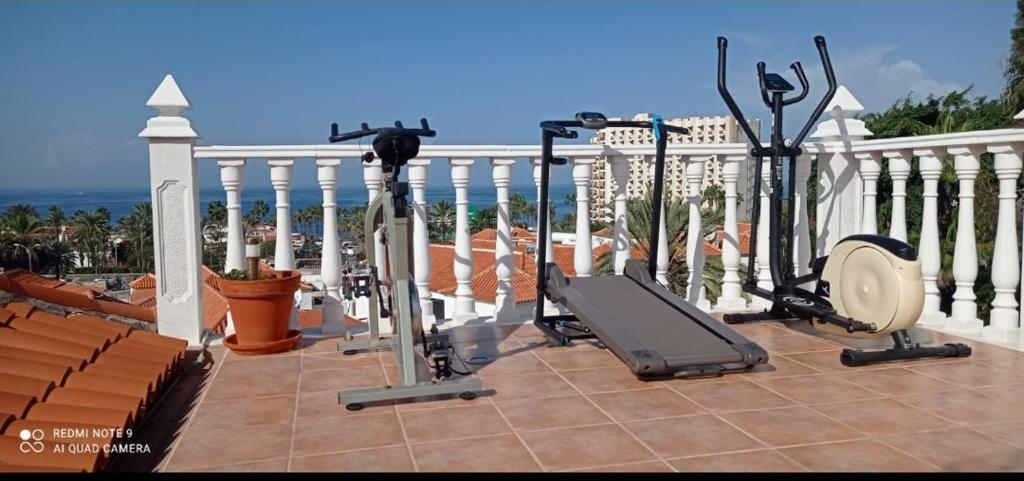 Fitness centrum a/nebo fitness zařízení v ubytování Apartment in Playa de las Americas 1
