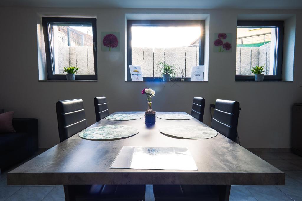 FeWo WOW! TOP Lage! Schöne 2-Zimmer Wohnung! - 9