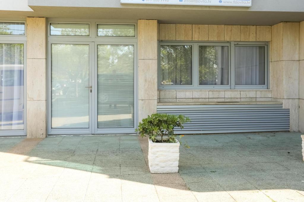 Budova, v ktorej sa apartmán nachádza