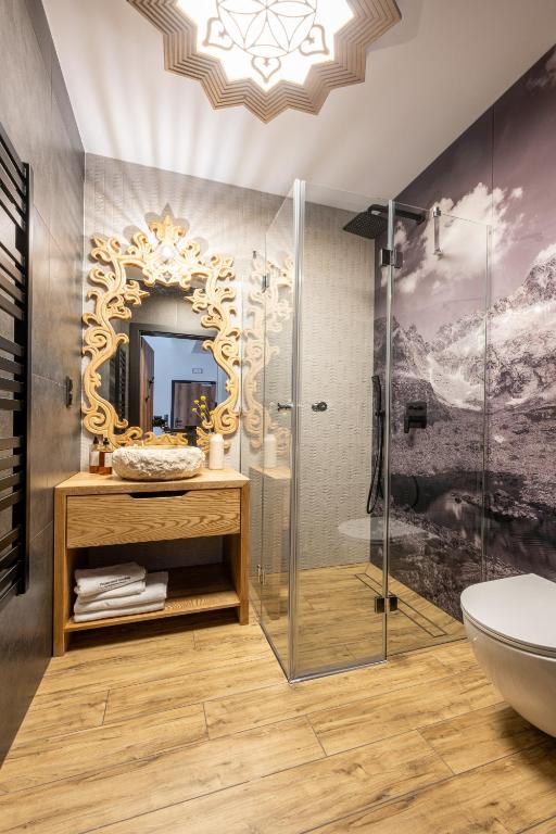 Kúpeľňa v ubytovaní STACJA NOSAL Apartamenty