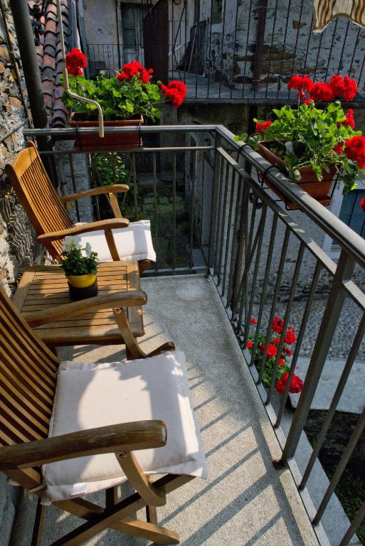 A balcony or terrace at Rustico Giorgia