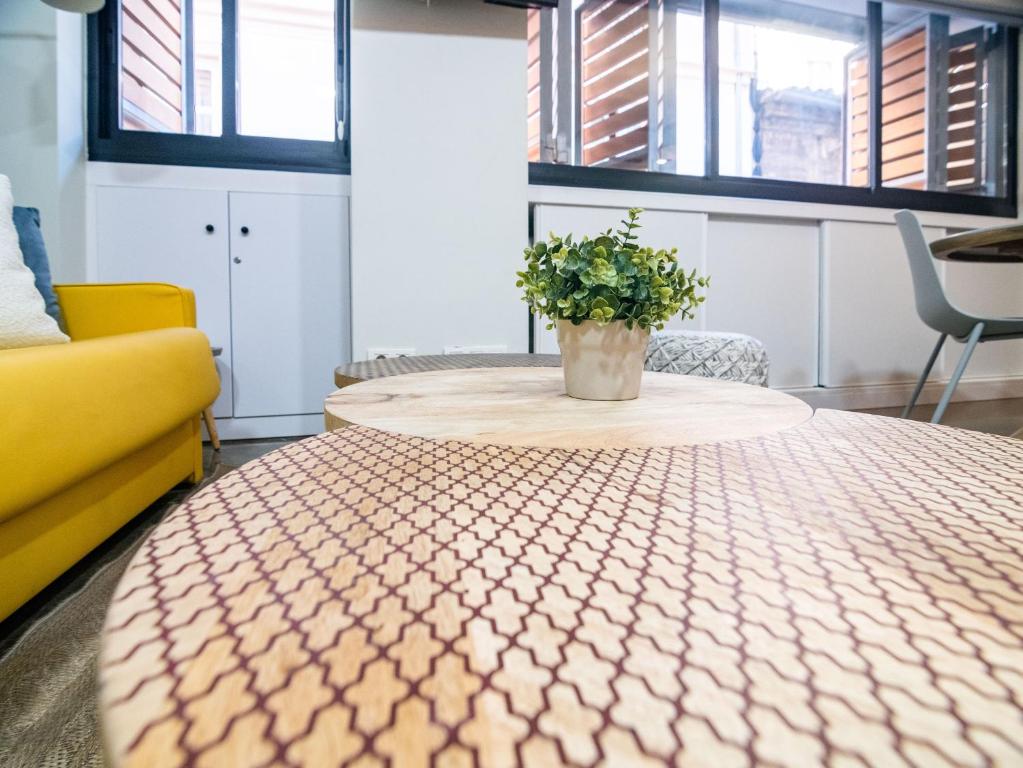 MD Vitoria Estudio VLC City Center, Valencia – Precios ...
