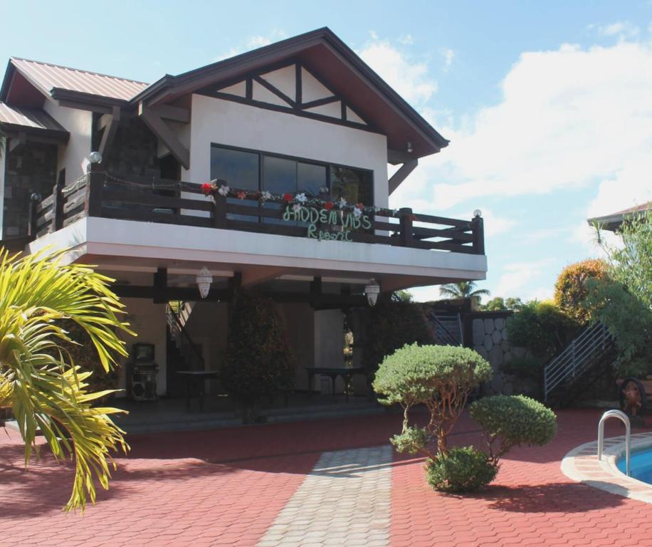 Hidden Vibs Private Resort with Pool