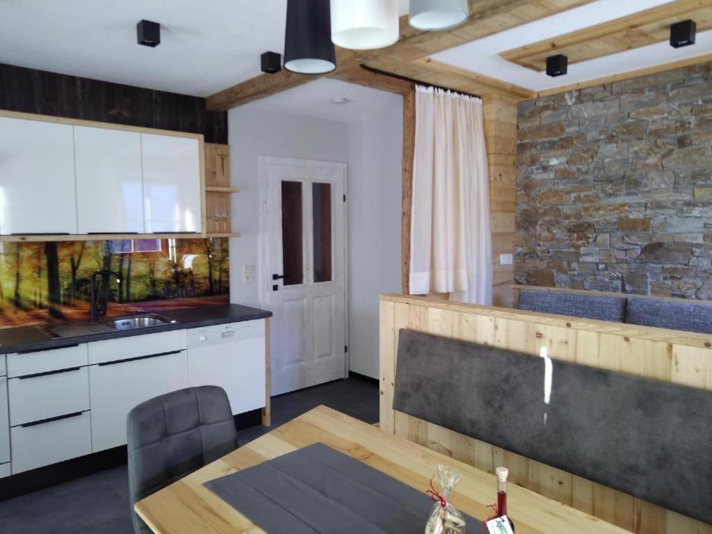 Kuchyň nebo kuchyňský kout v ubytování Martins Comfort Appartement