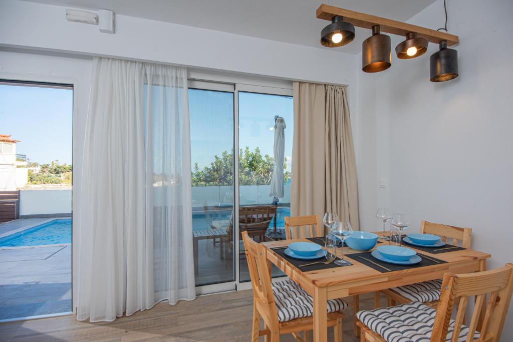 Balkón alebo terasa v ubytovaní Ammos Lux Apartments Crete