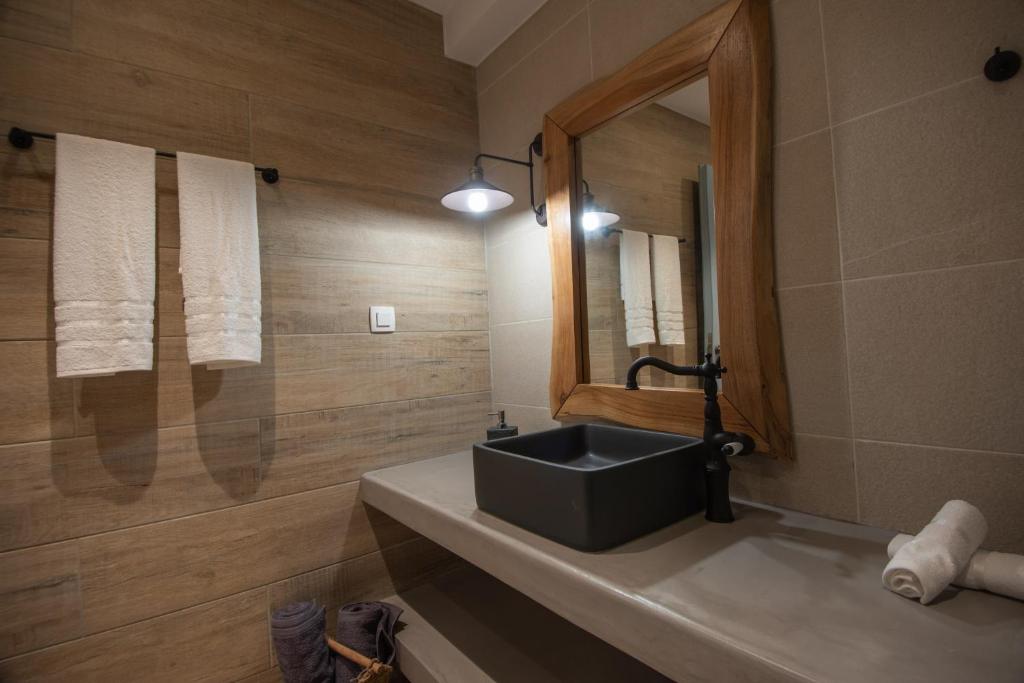 Kúpeľňa v ubytovaní Ammos Lux Apartments Crete