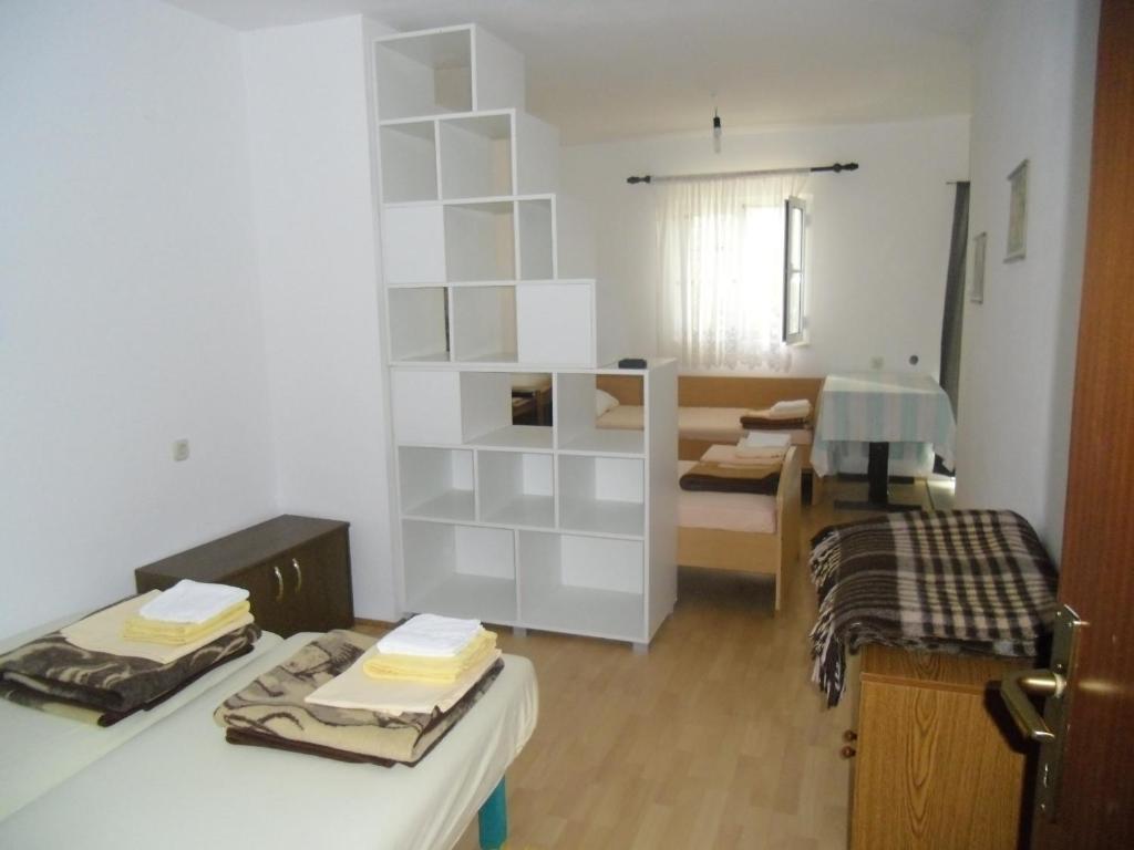 Część wypoczynkowa w obiekcie Kornati - Apartments & Stone cottage
