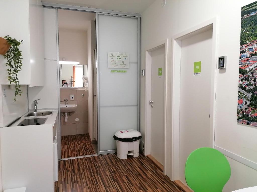 Koupelna v ubytování CUBE central rooms for 2