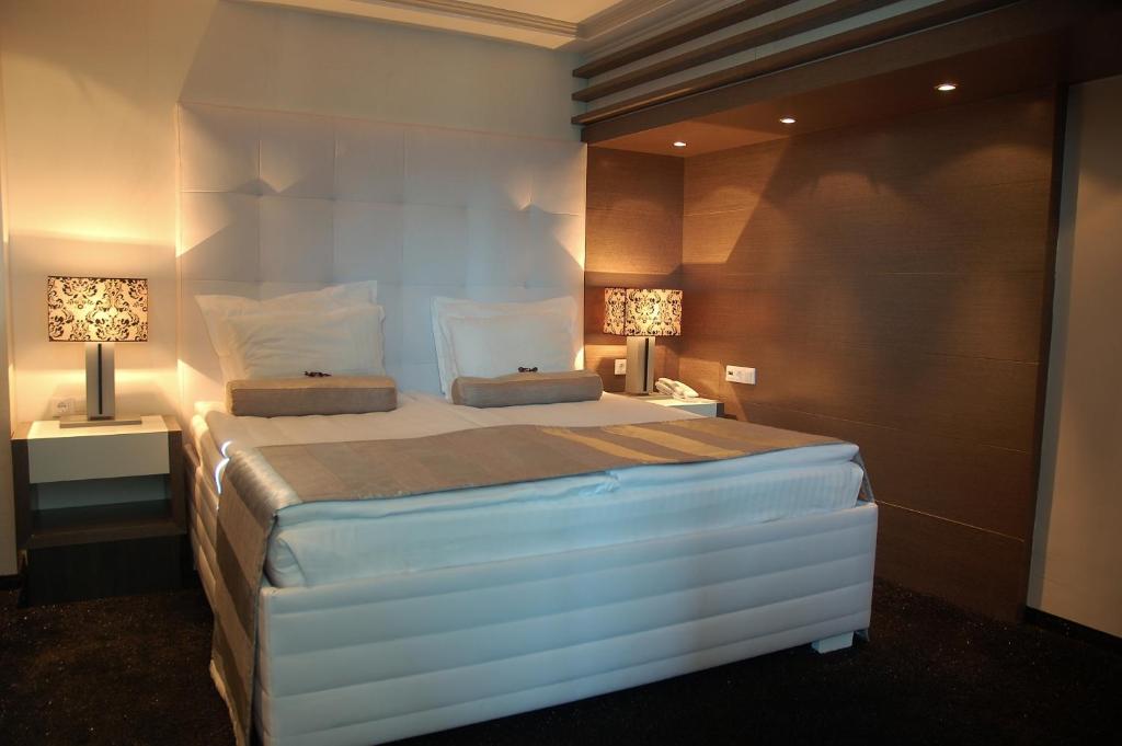 Екзекютив суит с изглед към реката и безплатен паркинг