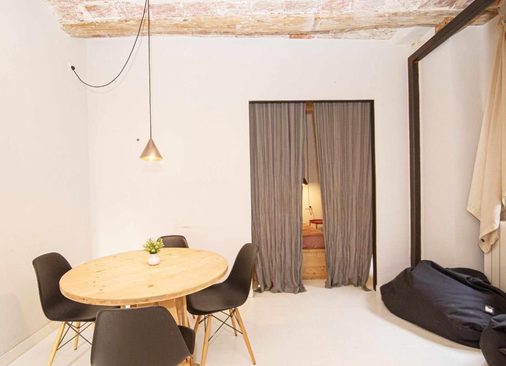 Posedenie v ubytovaní Apartamento Tr Auriga en el Barri Vell Girona
