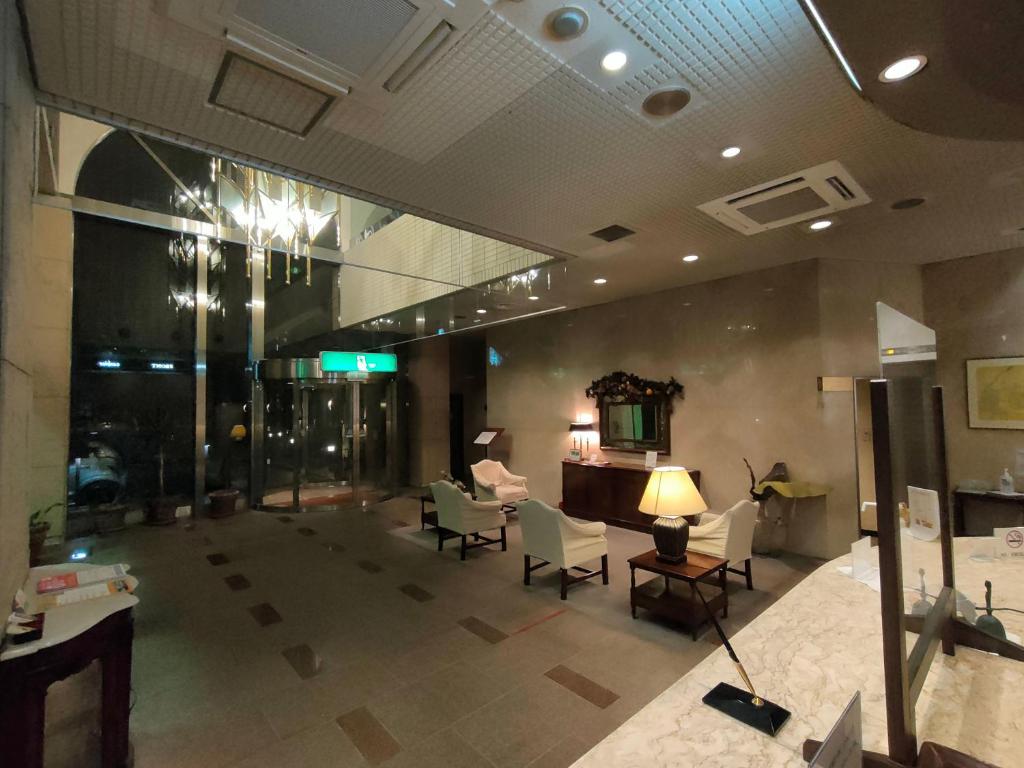 Posezení v ubytování Inuyama City Hotel