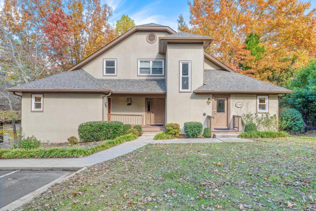 Chattahoochee & Nacoochee, Helen (updated prices 2024)