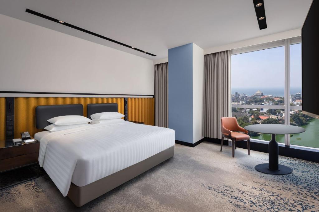 Courtyard by Marriott Colombo - 10