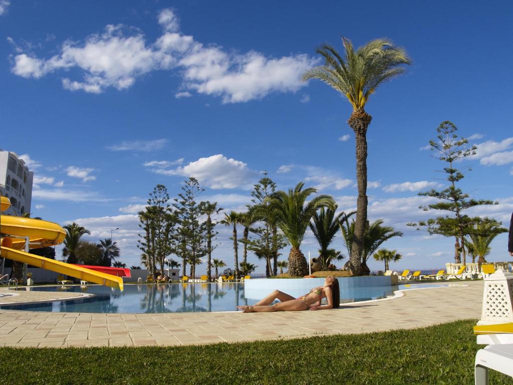 Bassein majutusasutuses Hotel El Habib Monastir või selle lähedal