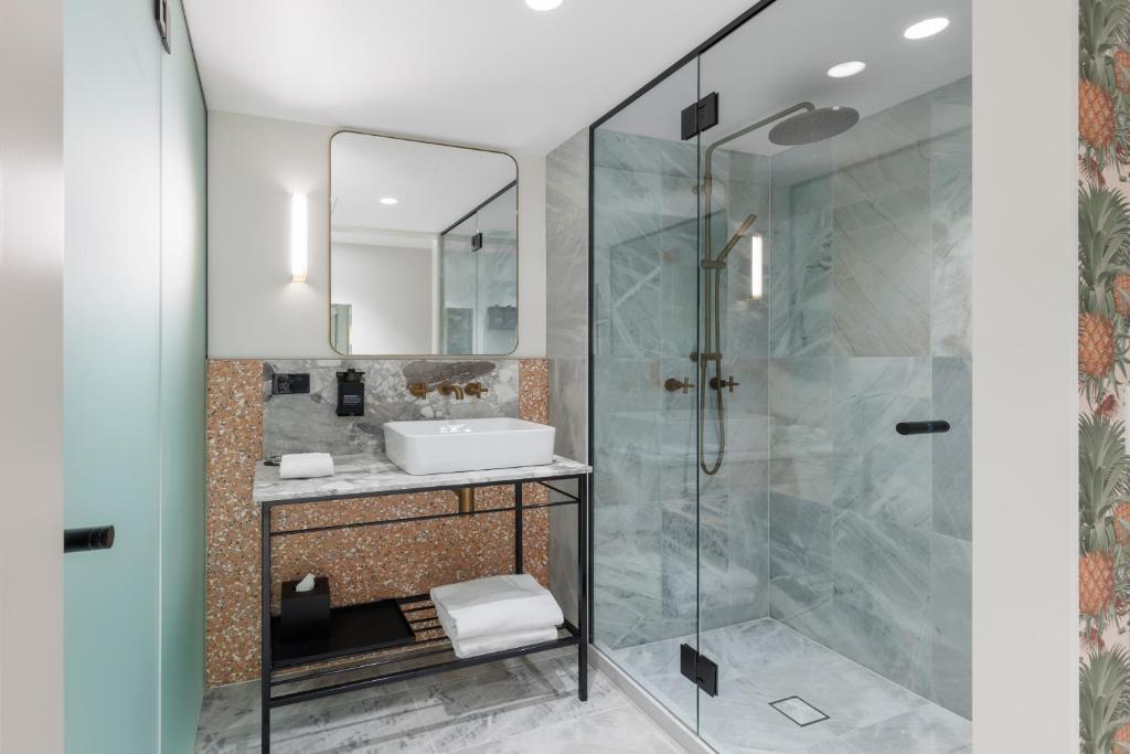 202 Elizabeth - Resim 25