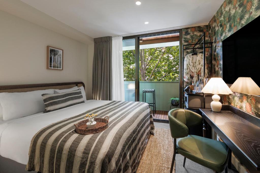 202 Elizabeth - Resim 2