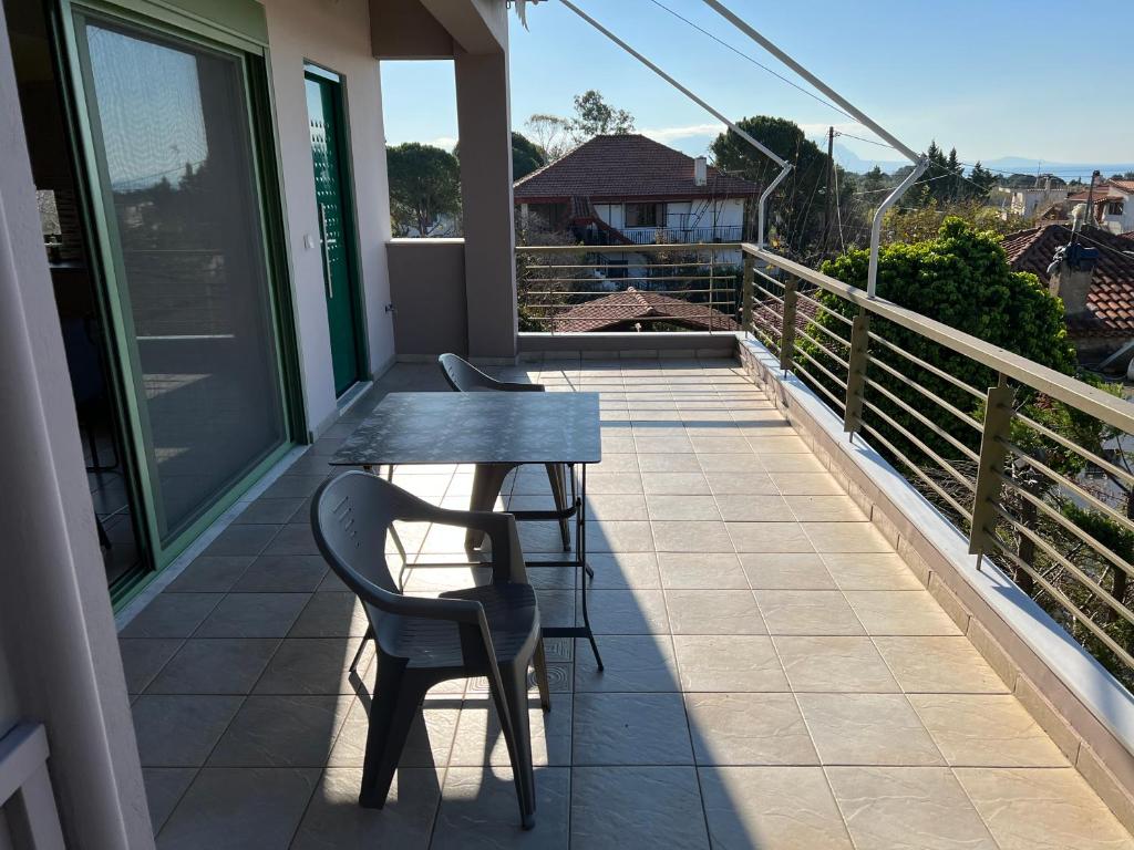 Balkon lub taras w obiekcie Kakovatos - Luxury sea view apartment “Theodora” 54m2.