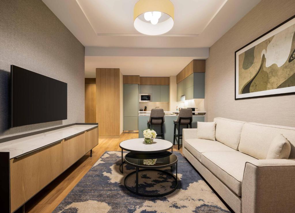 Movenpick Living Istanbul Camlivadi - 14