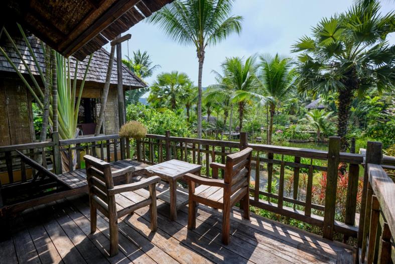 Balkón nebo terasa v ubytování The Spa Koh Chang Resort