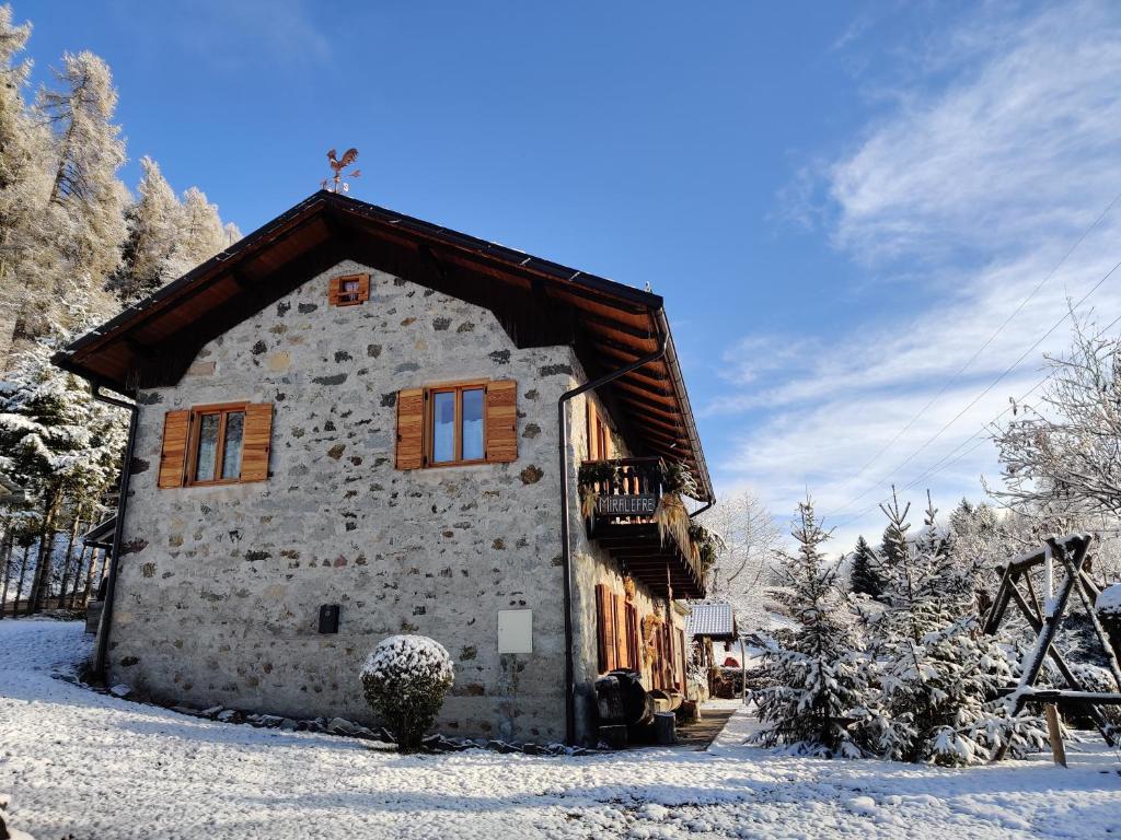 Baita Miralefre - Chalet De Trois Chambres