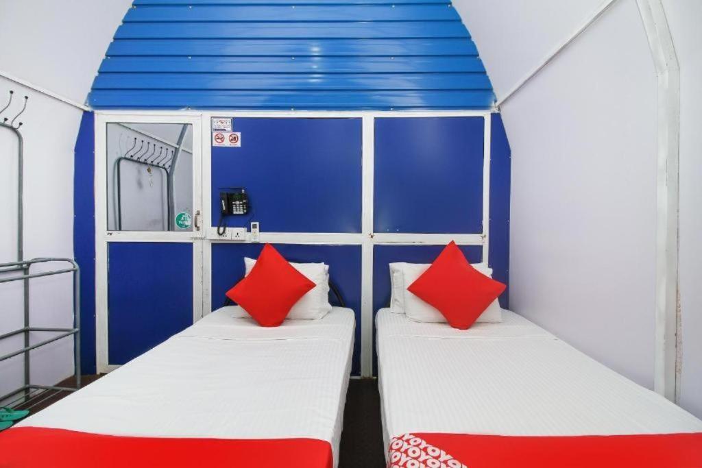 Postel nebo postele na pokoji v ubytování A4 Hostel Colombo Airport - ECO LODGE - free pickup & drop