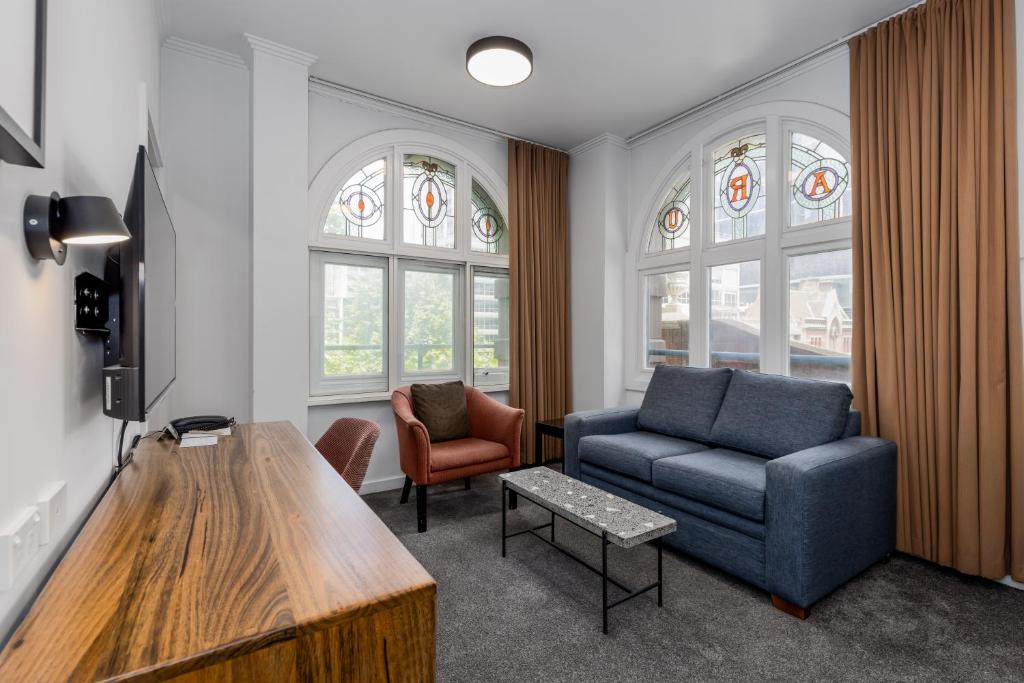 
One-Bedroom Apartment with Spa Bath
