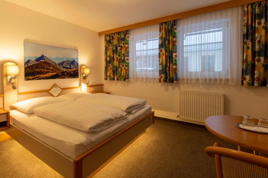 Postel nebo postele na pokoji v ubytování Gidis Hof