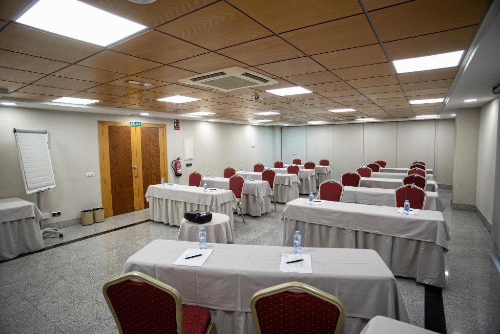 Konferenční prostory v ubytování Sercotel Gran Fama