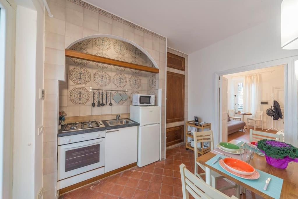 [Trevi] Domus Avignonesi - 18