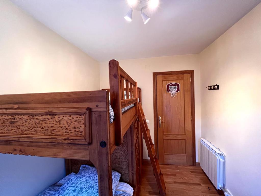 Postel nebo postele na pokoji v ubytování Apartament La Falla - L'Amfitriona