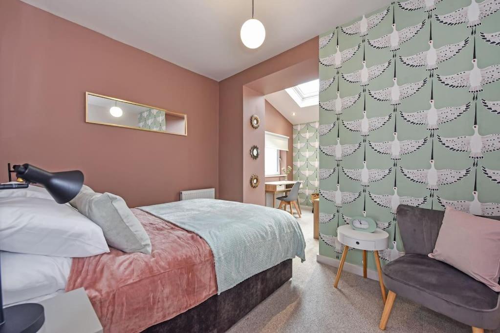 Modern Pontcanna Apartment with Home Office, Cardiff (updated prices 2024)