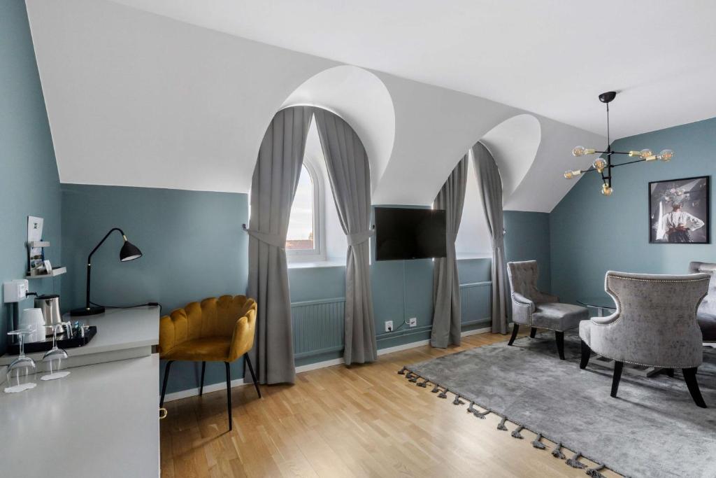 TV a/nebo společenská místnost v ubytování Best Western Hotel Statt Katrineholm