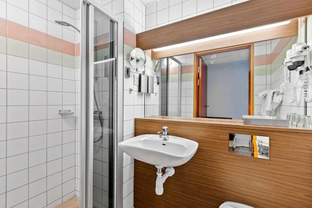 Koupelna v ubytování Best Western Hotel Statt Katrineholm