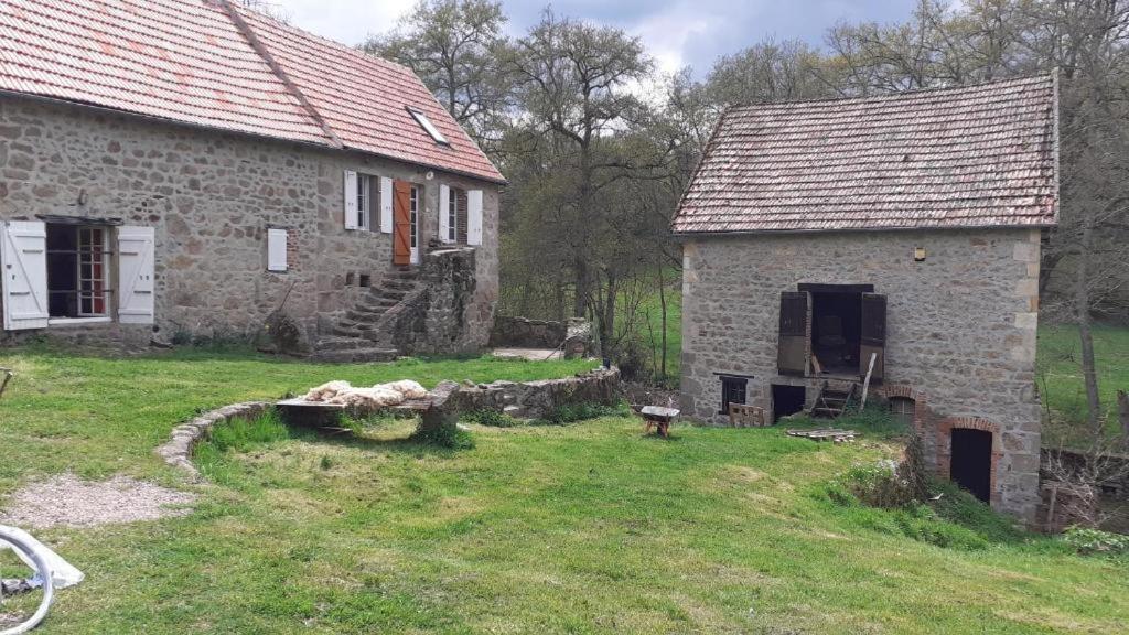 Magnifique Moulin au bord d'une riviere, calme absolu, piano - Maison De Vacances