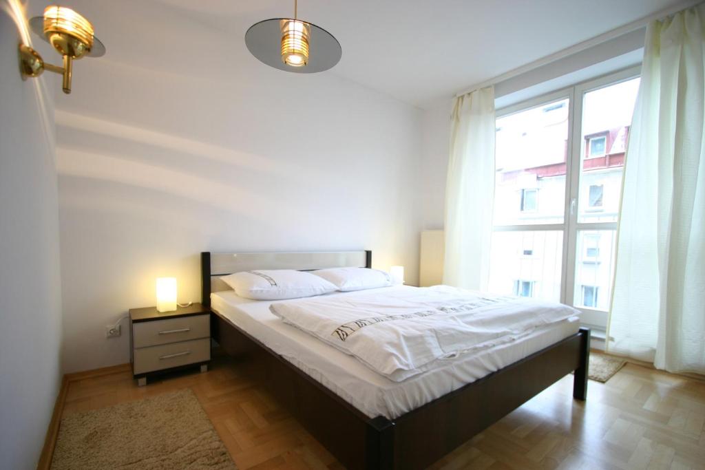 Warsaw City Apartments - Suite De 3 Dormitorios - Calle Hoża, 58/60
