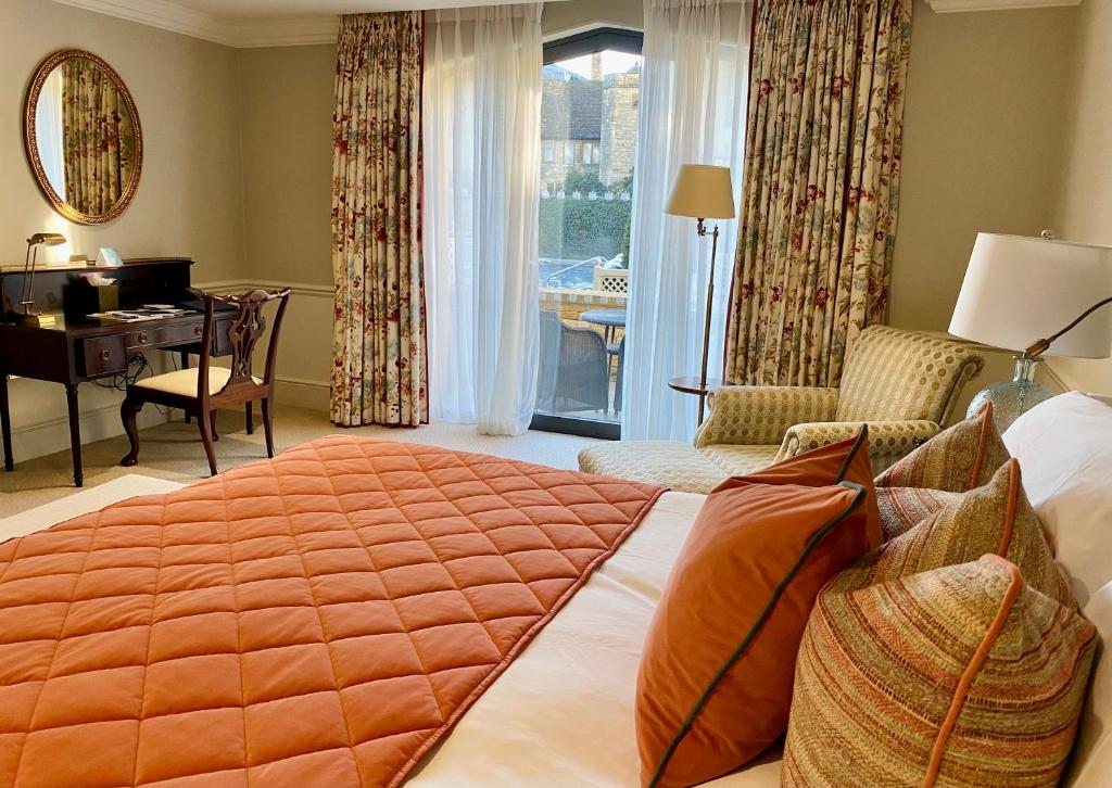 Ellenborough Park - Deluxe Double Or Twin Room With Pool View