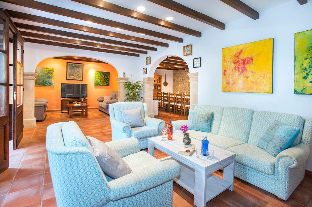 Finca Papa Pollensa Private Pool Games Room Sleeps 12 Mountain Views