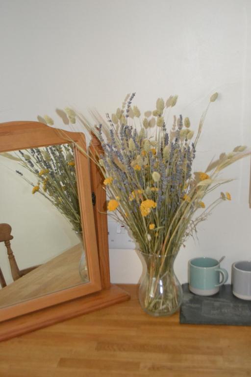 The Gwaelod y Garth Inn - Resim 15