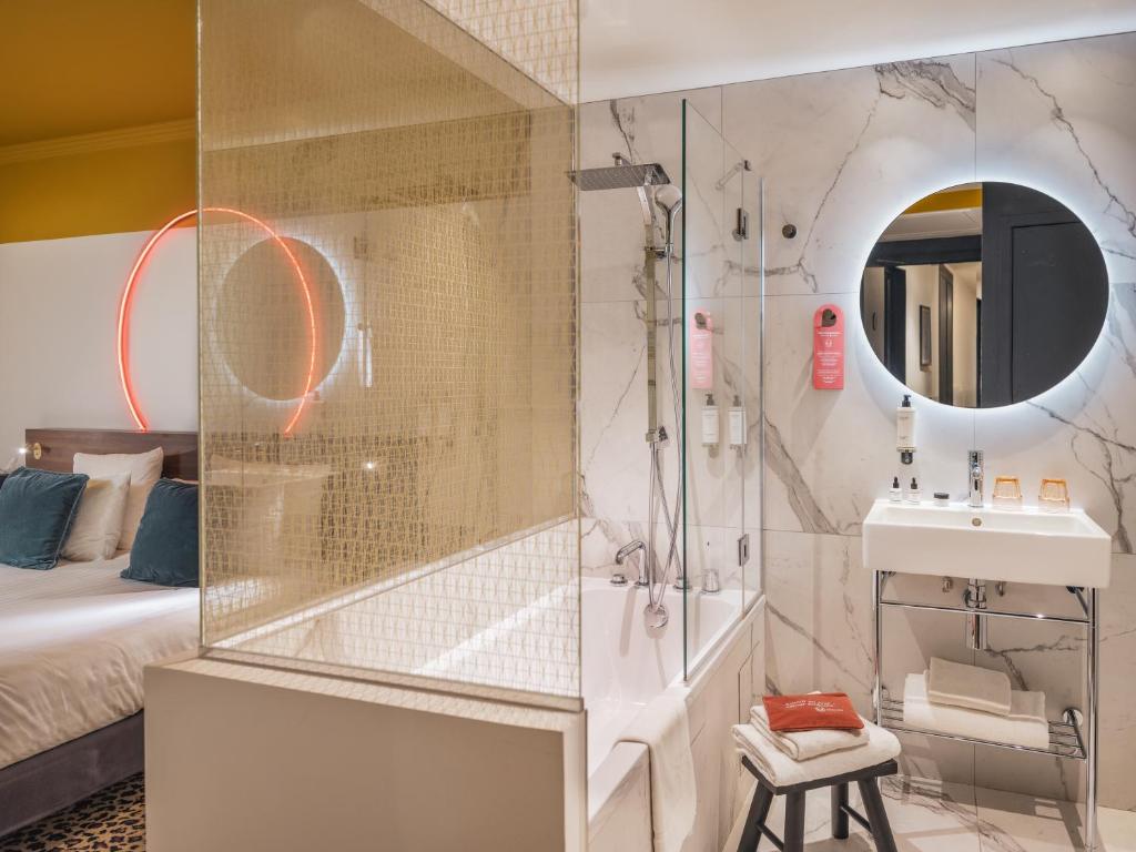 Seven Hotel Paris - Resim 35