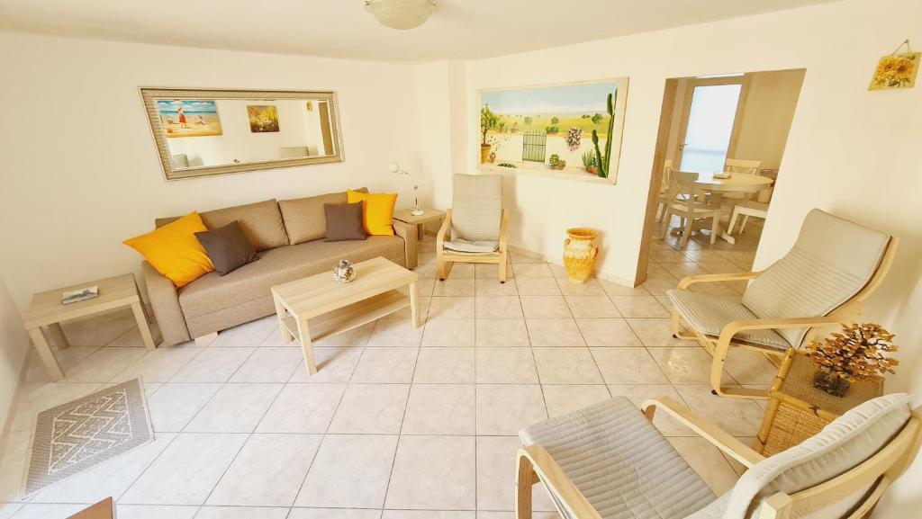 Χώρος καθιστικού στο Ambra House