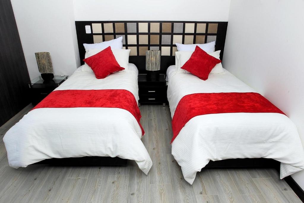 Postel nebo postele na pokoji v ubytování AW Hotel Ariston