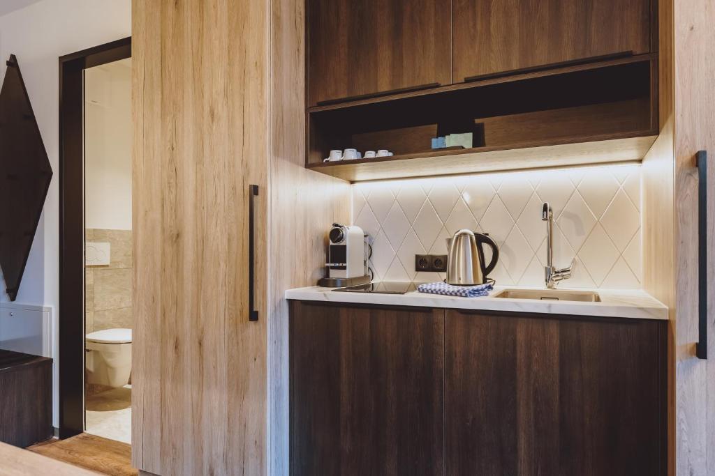 GLEMM by AvenidA Superior Hotel & Residences - 9