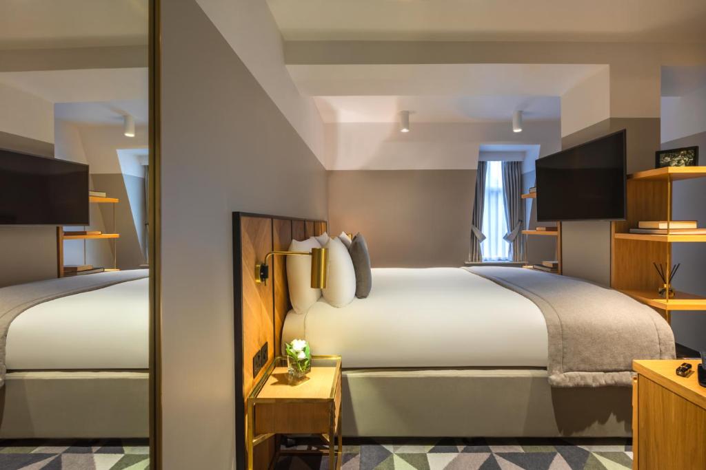 Victory House Leicester Square - Resim 19