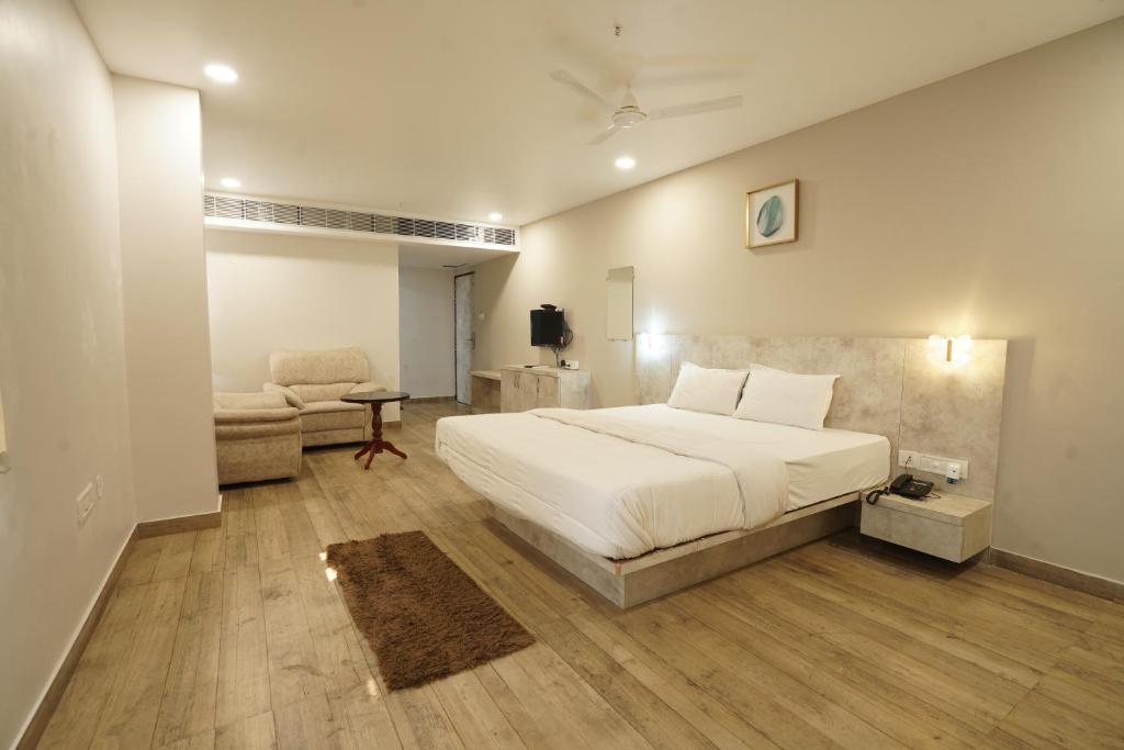 HOTEL TRP BLISS