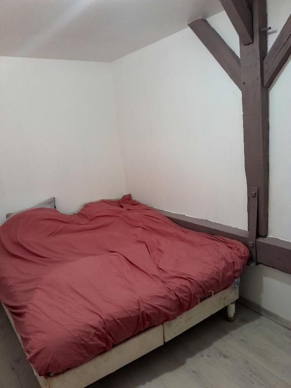 Posteľ alebo postele v izbe v ubytovaní Maison confortable à Loches + Jardin spacieux