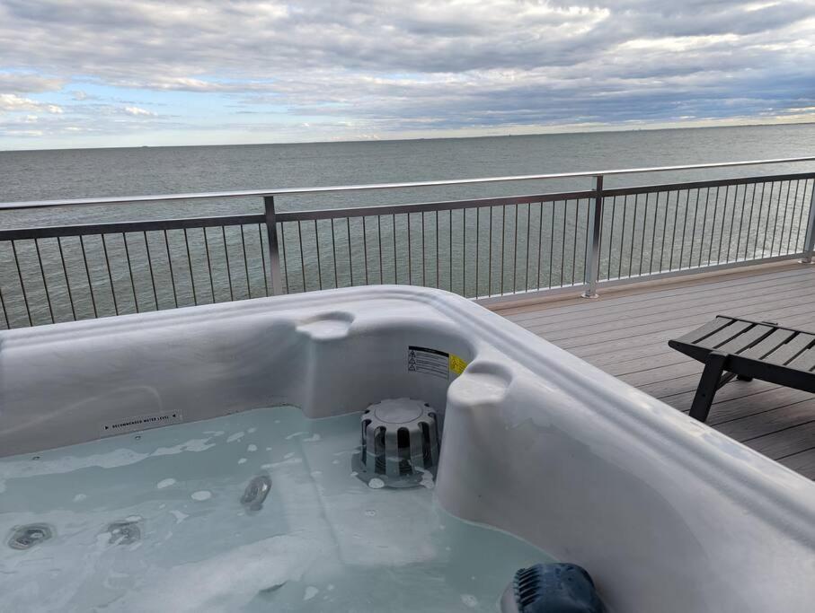 Bay Bliss - Private Beachfront Home with 180° Views & Hot Tub!, Hampton –  Updated 2023 Prices